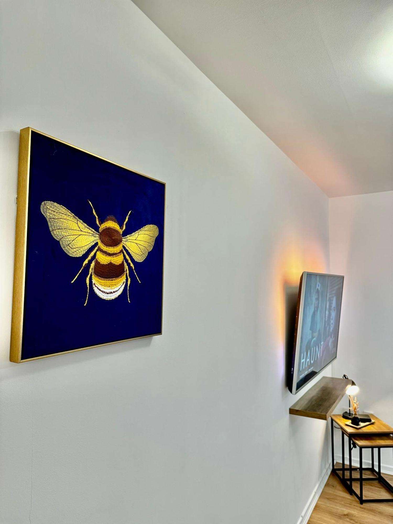 Rnm - Business Professional & Top Choice, Private Access & Entire Place, Kitchen & Washroom With Amenities, Smart Tv, Easy Access, Fast Wifi, Parking Nearby, Great Transport Links Halesowen Exterior photo